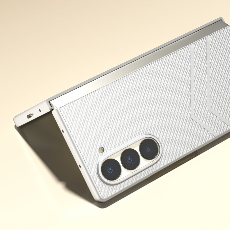 EDA006226002F_3.jpg@3f0d30d11c0314b572f70cf05916e931